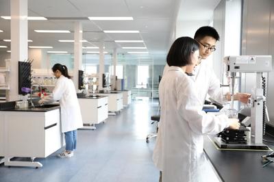 新消費時代,華熙生物如何引領(lǐng)消費潮流