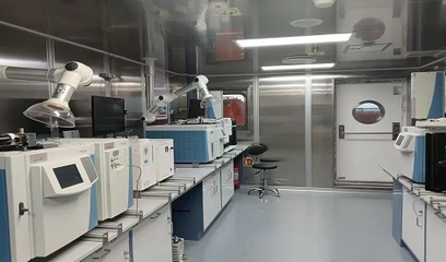 我國首艘大洋鉆探“夢想”號正式入列