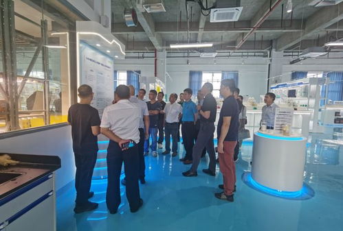 廣西農(nóng)業(yè)產(chǎn)業(yè)商會(huì)走訪副會(huì)長單位富鳳農(nóng)牧 漢和生物