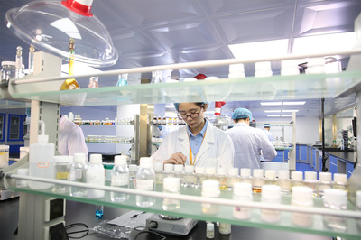 由“美白持證”進入下一個美白賽道